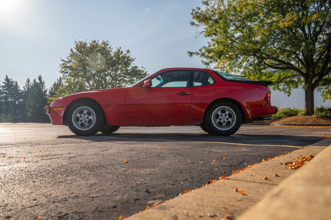 1989 Porsche 944 - Image 16 of 31