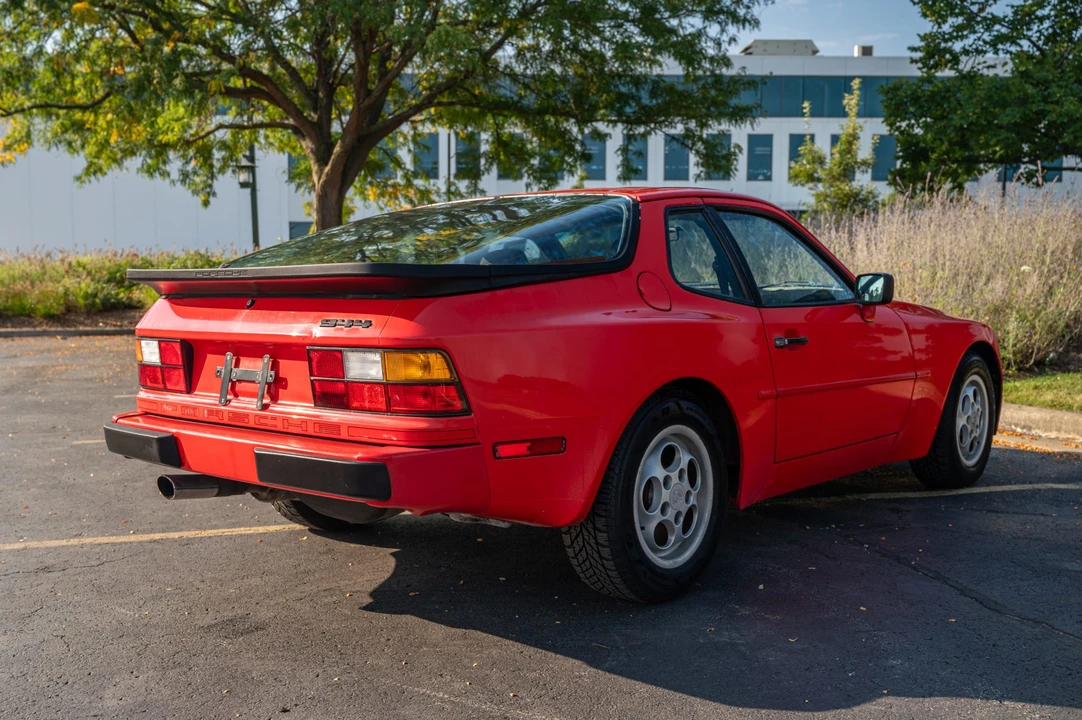 1989 Porsche 944 - Image 26 of 31