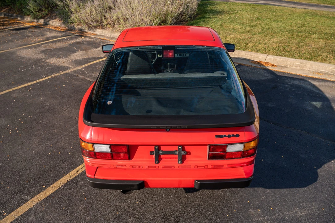 1989 Porsche 944 - Image 24 of 31