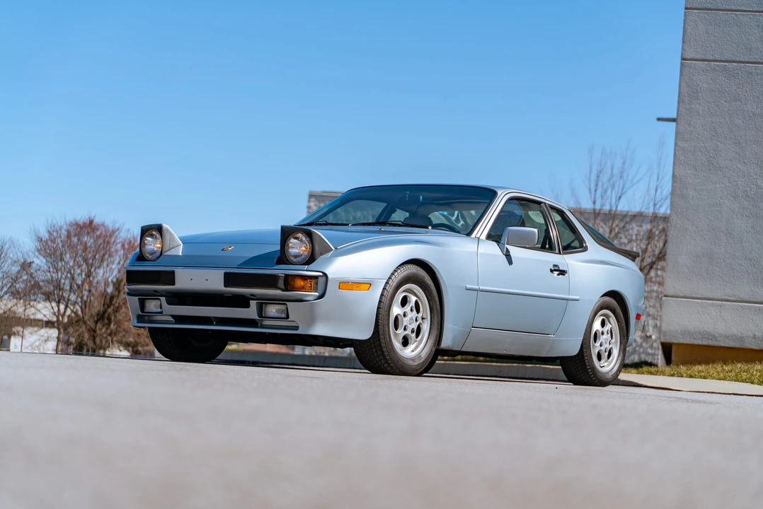 1989 Porsche 944 - Image 23 of 31