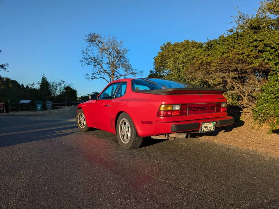 1989 Porsche 944 S2 - Image 2 of 9