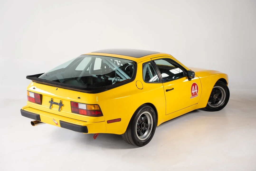1989 Porsche 944 - Image 19 of 31