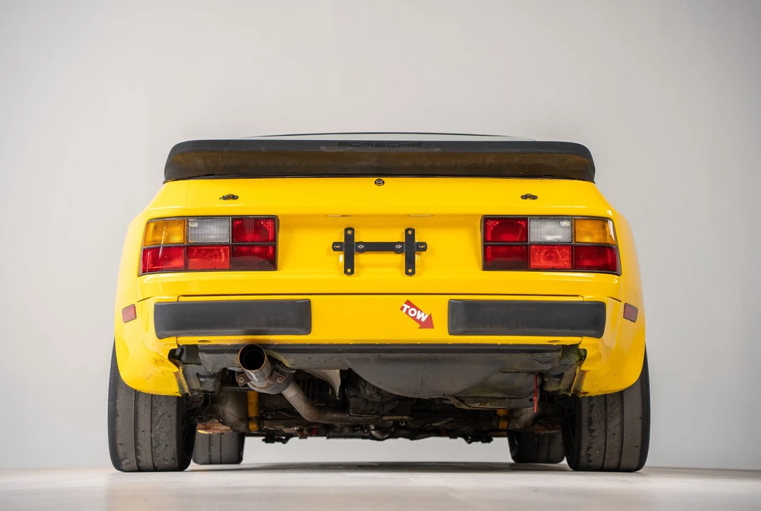 1989 Porsche 944 - Image 18 of 31