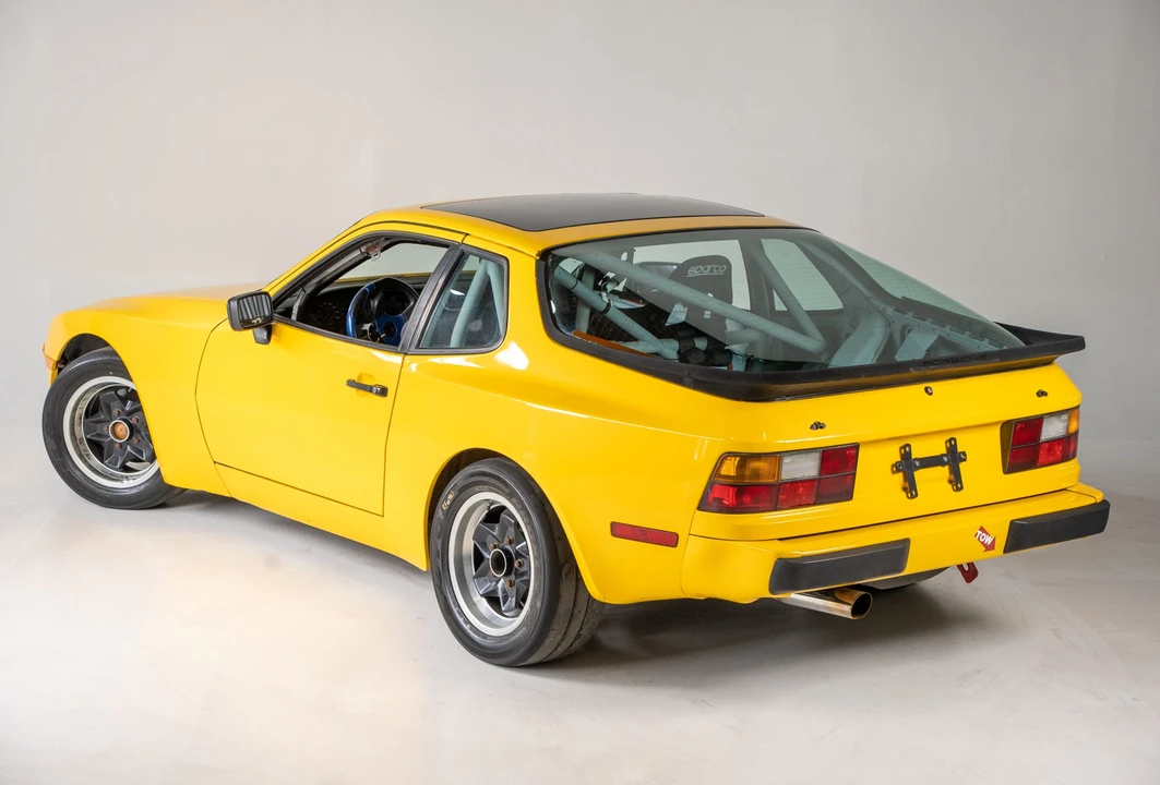 1989 Porsche 944 - Image 13 of 31