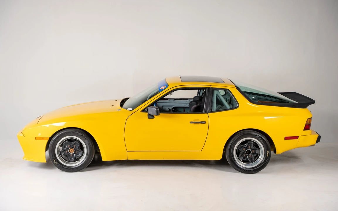 1989 Porsche 944 - Image 10 of 31