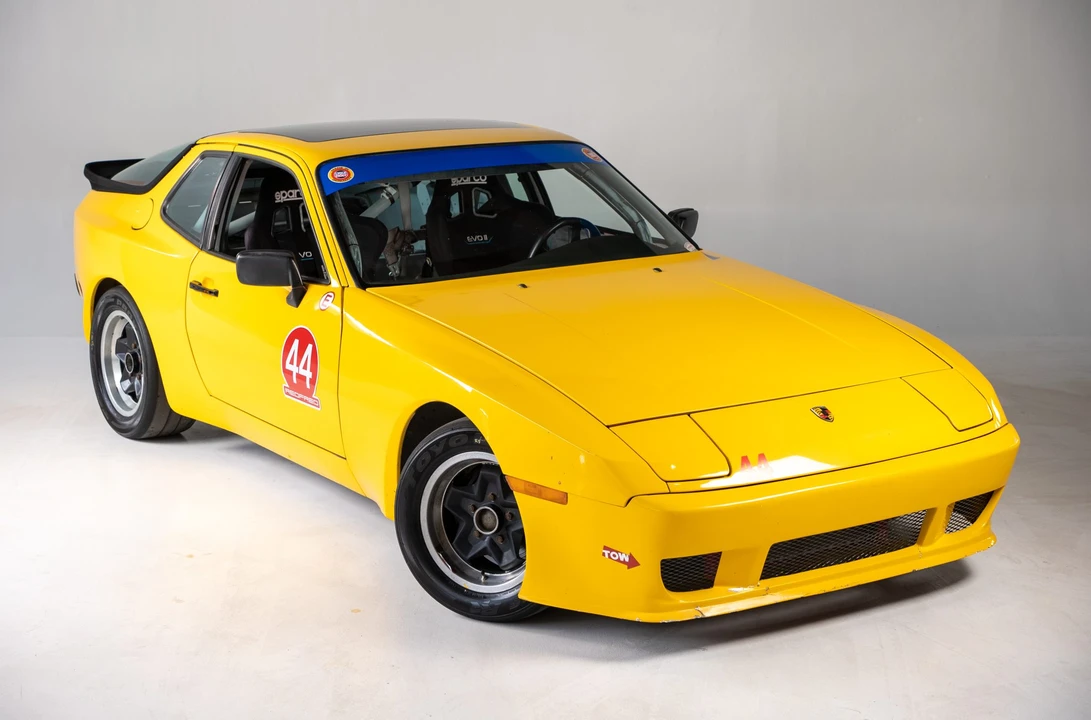 1989 Porsche 944 - Image 25 of 31