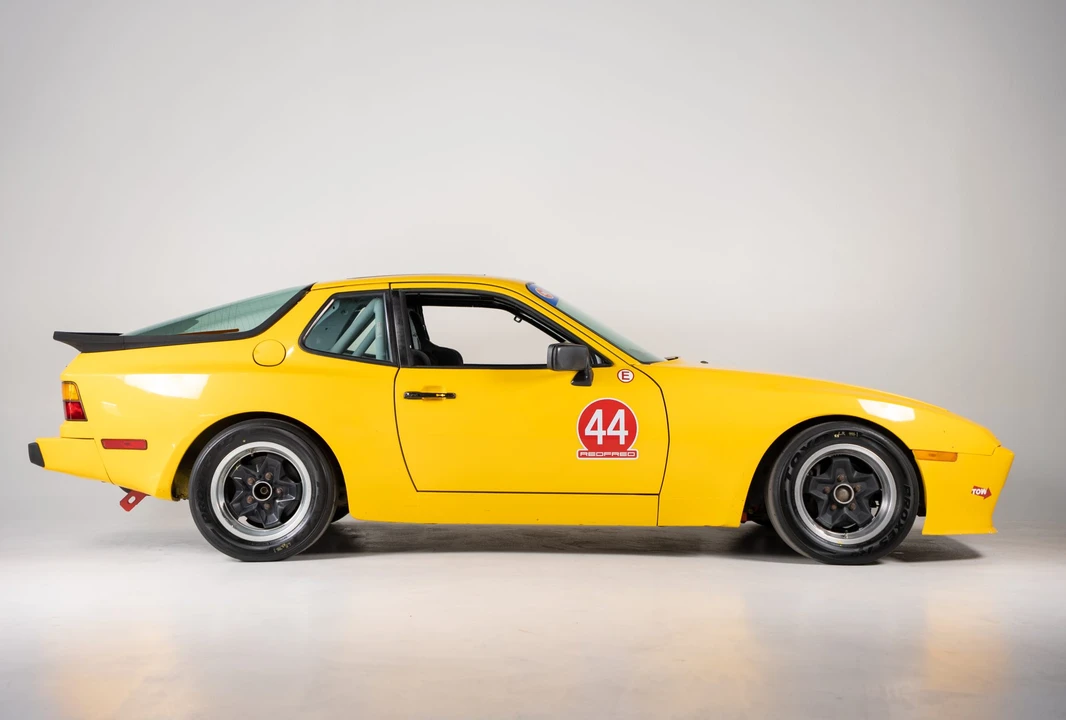 1989 Porsche 944 - Image 23 of 31