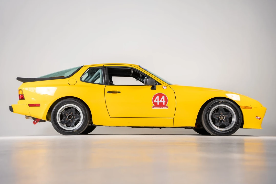 1989 Porsche 944 - Image 24 of 31