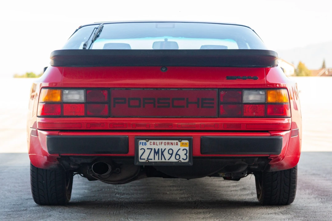 1989 Porsche 944 - Image 5 of 31