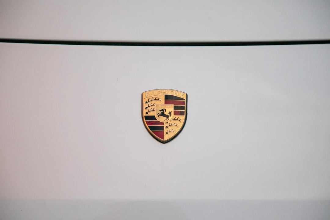 1989 Porsche 944 - Image 25 of 31