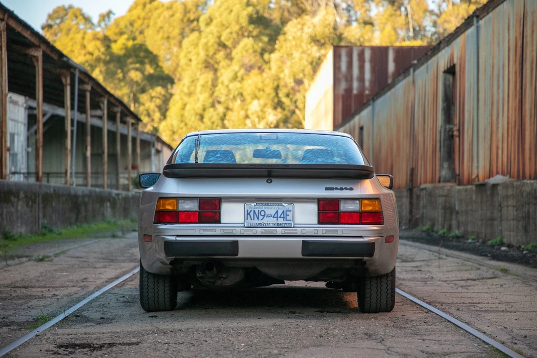 1989 Porsche 944 - Image 12 of 31