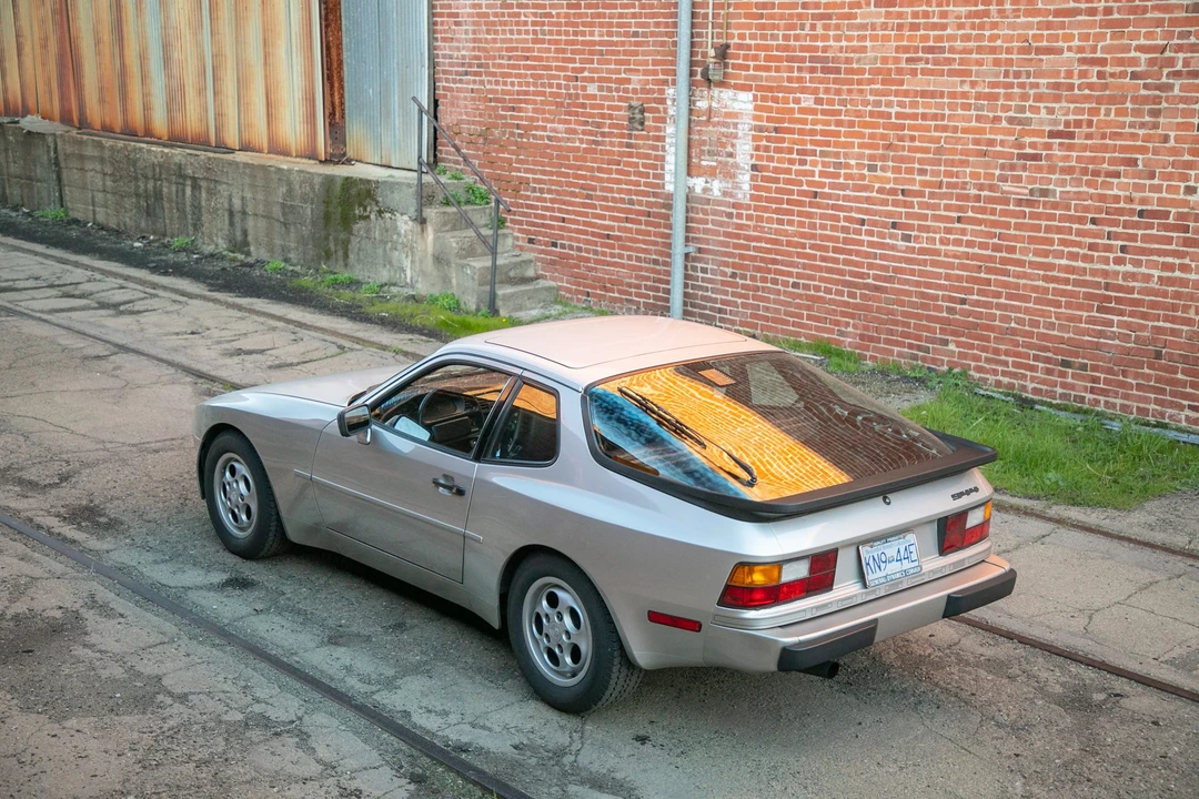 1989 Porsche 944 - Image 14 of 31