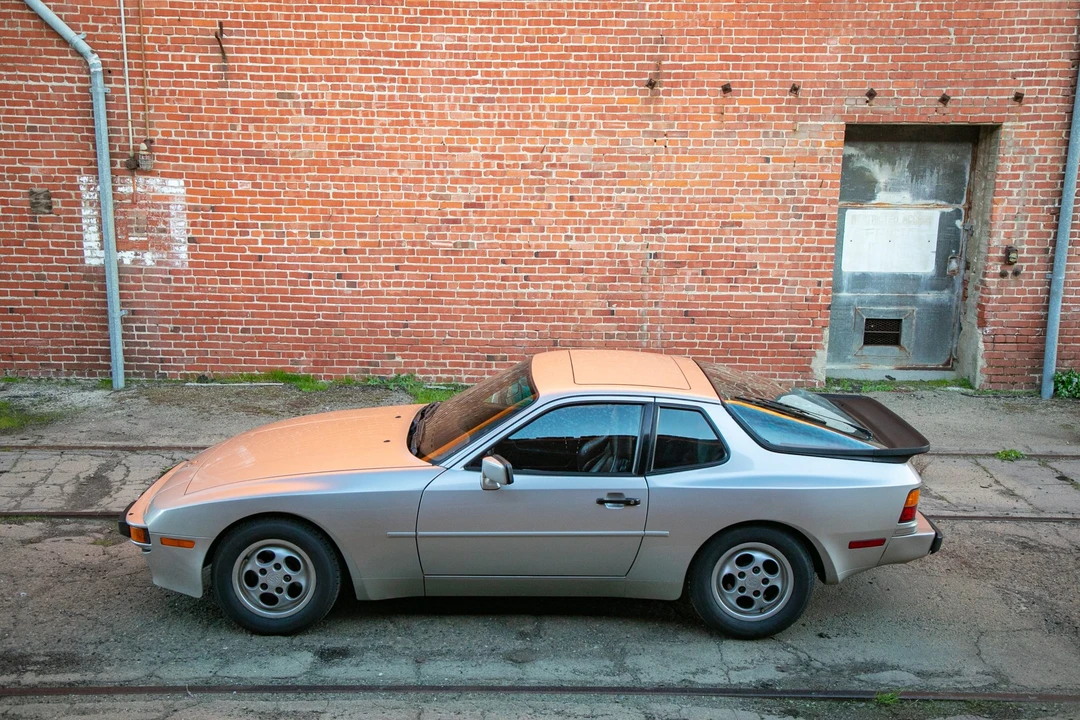 1989 Porsche 944 - Image 15 of 31