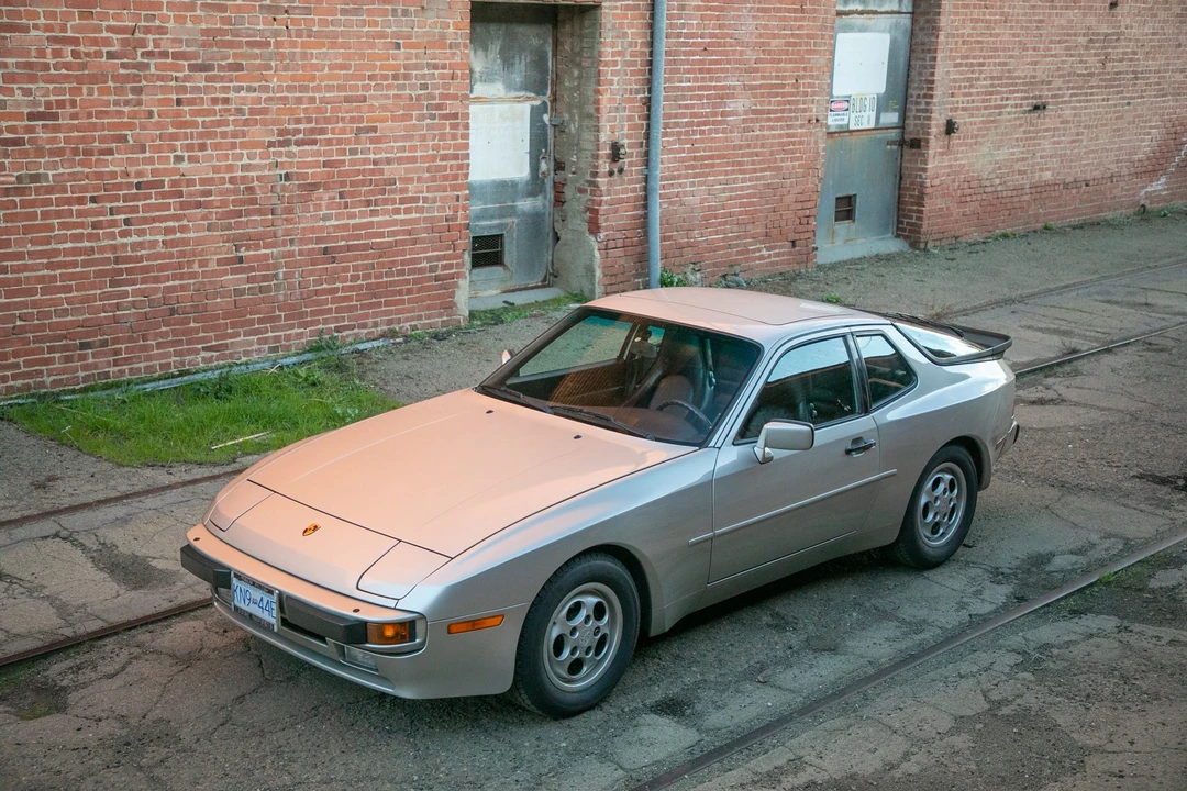 1989 Porsche 944 - Image 2 of 31