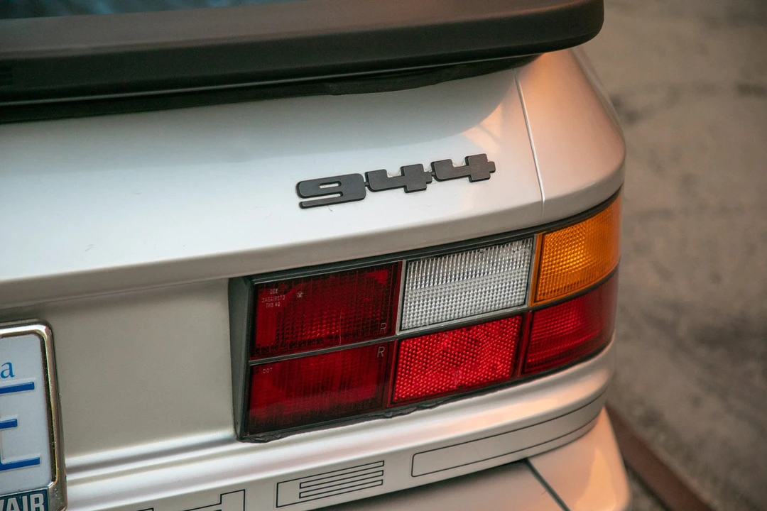 1989 Porsche 944 - Image 29 of 31