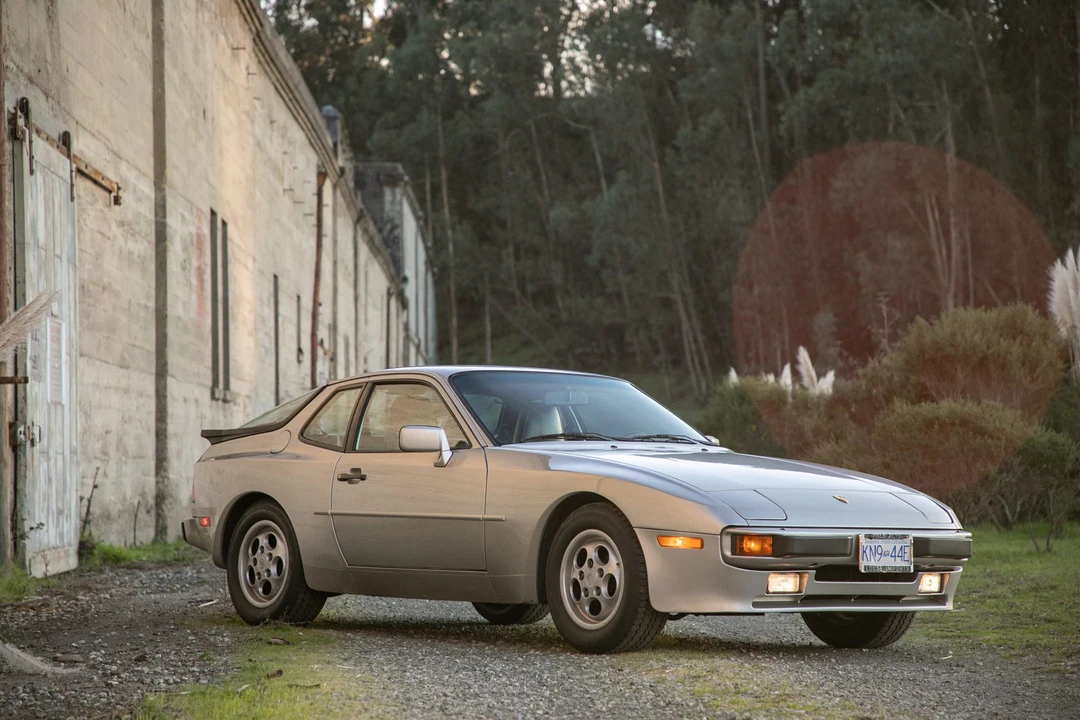 1989 Porsche 944 - Image 7 of 31
