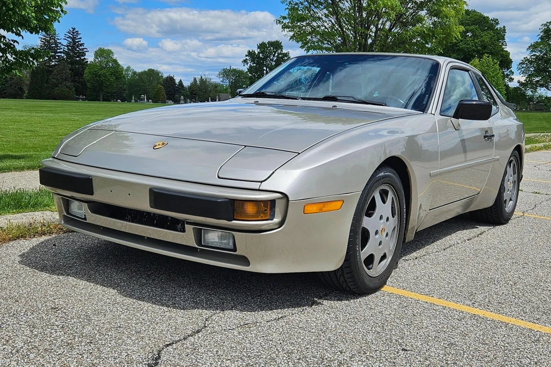 1989 Porsche 944 - Image 6 of 31