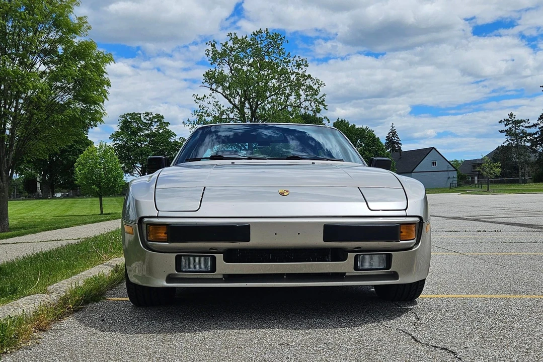1989 Porsche 944 - Image 14 of 31