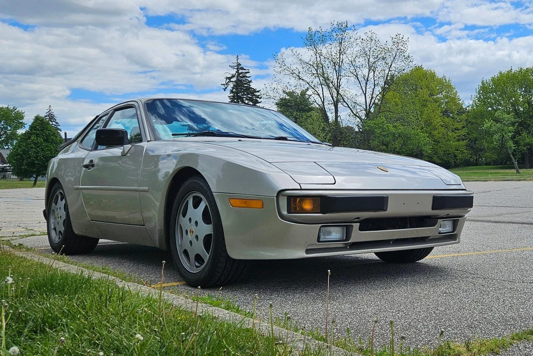 1989 Porsche 944 - Image 25 of 31