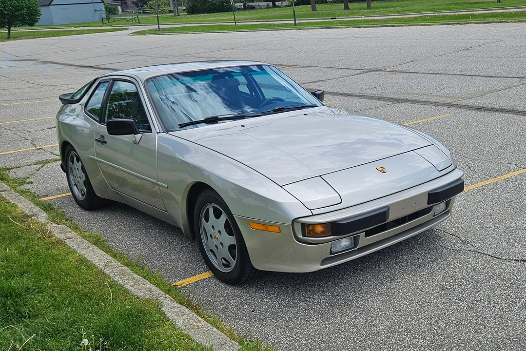 1989 Porsche 944 - Image 24 of 31
