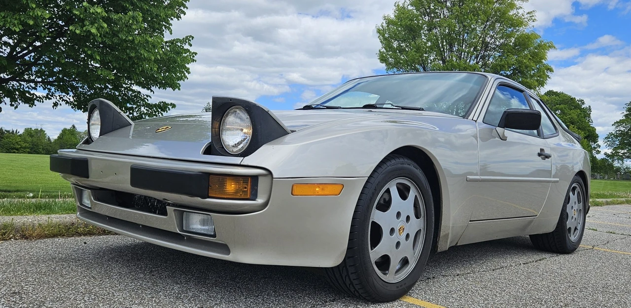 1989 Porsche 944 - Image 2 of 31