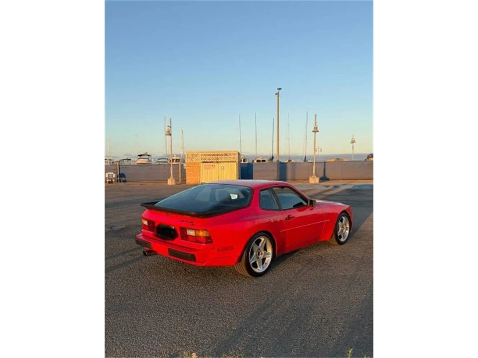 1989 Porsche 944 S2 - Image 4 of 23