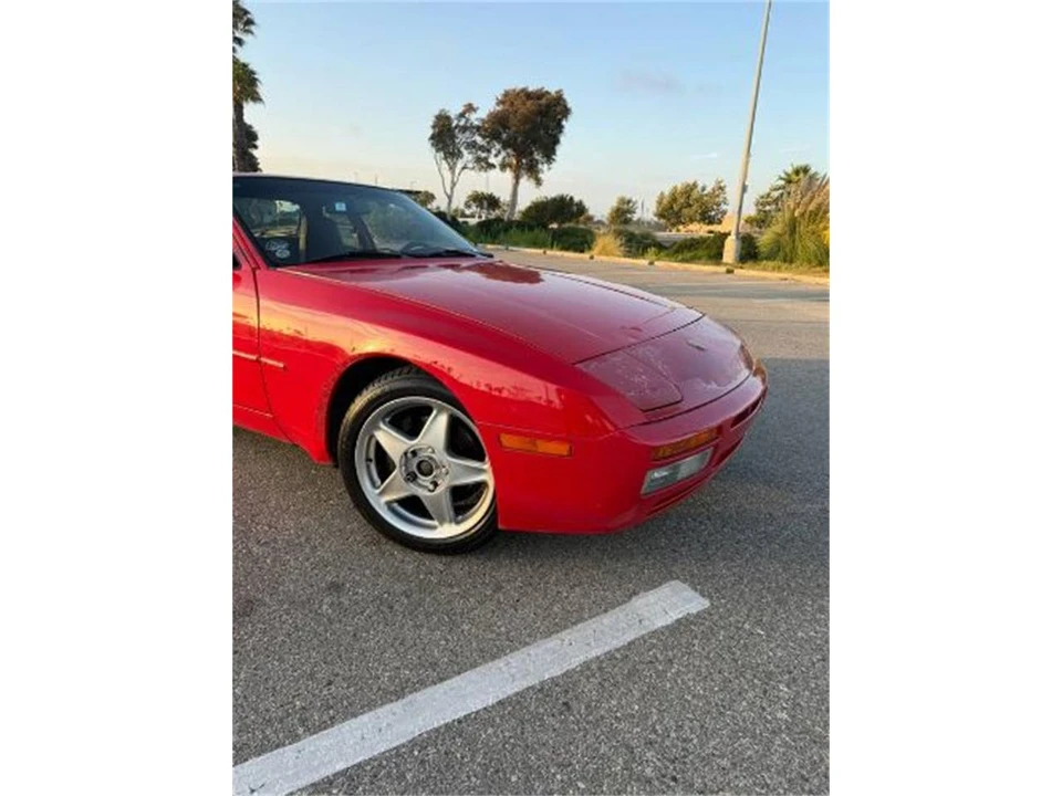 1989 Porsche 944 S2 - Image 16 of 23