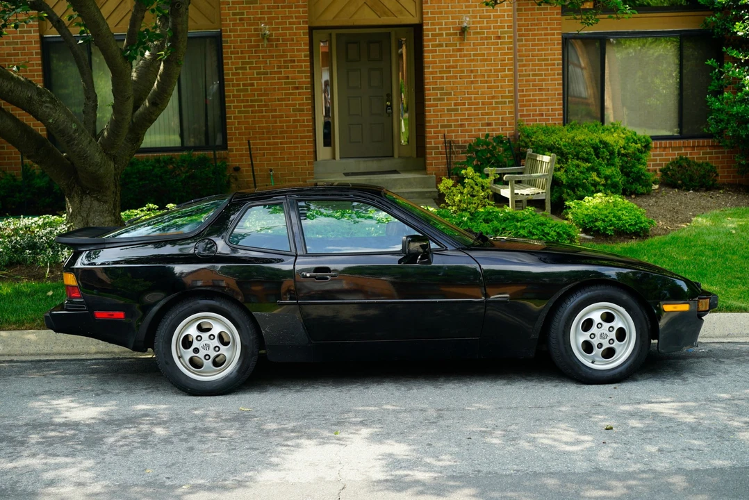 1989 Porsche 944 - Image 21 of 26