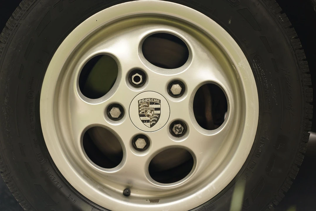 1989 Porsche 944 - Image 3 of 26