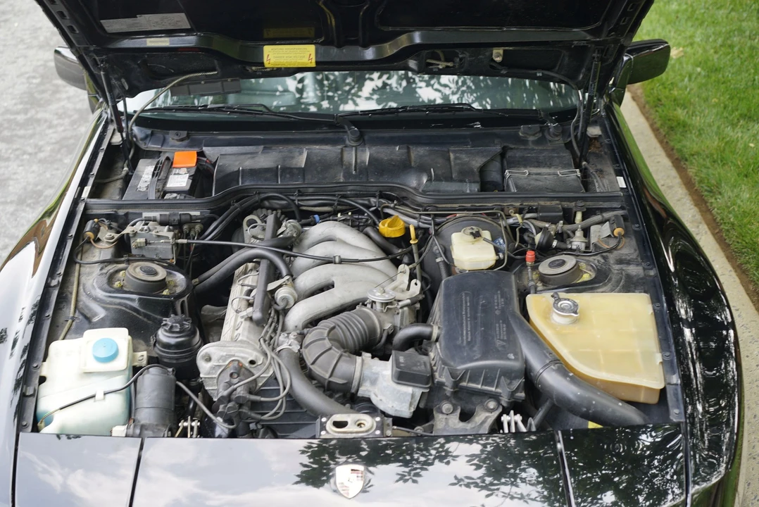 1989 Porsche 944 - Image 8 of 26