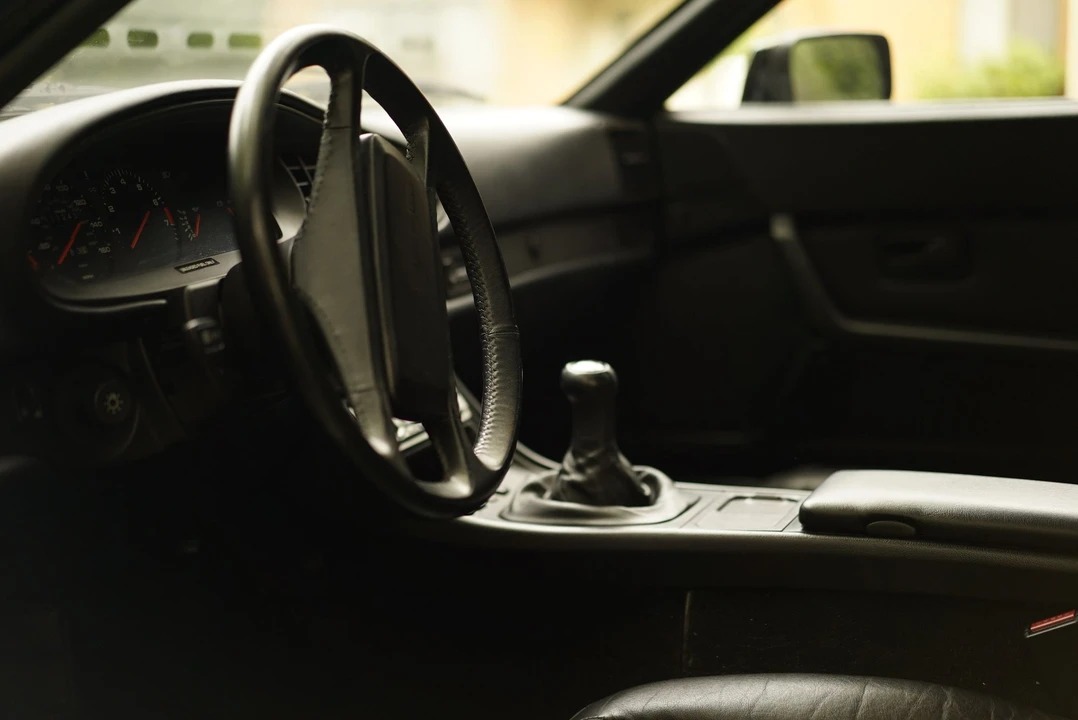 1989 Porsche 944 - Image 12 of 26