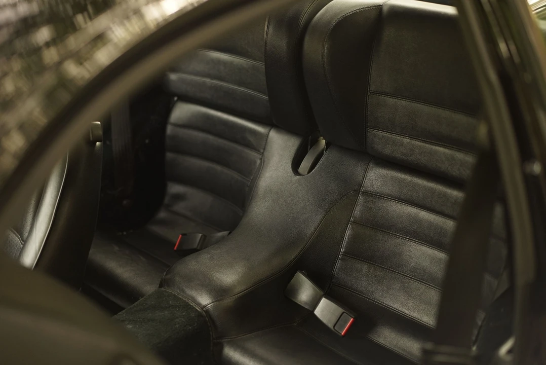 1989 Porsche 944 - Image 23 of 26