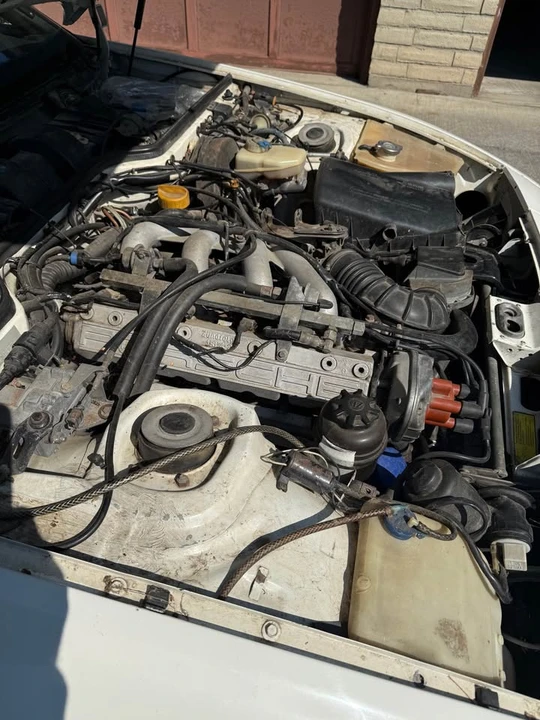 1989 Porsche 944 S2 - Image 14 of 15