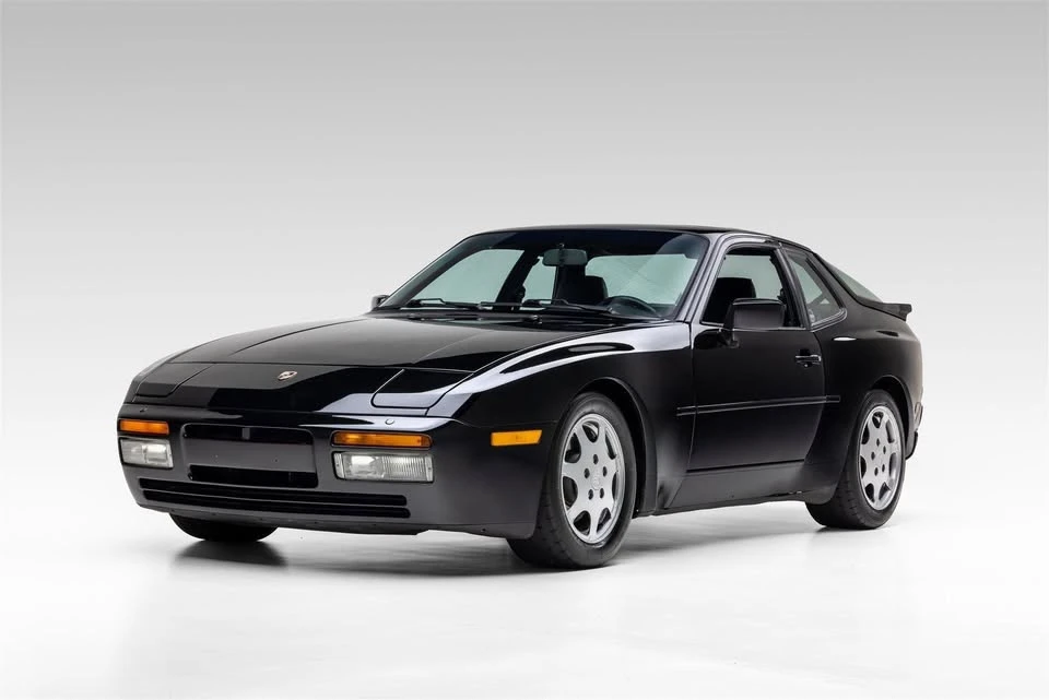 1989 Porsche 944 - Image 2 of 20