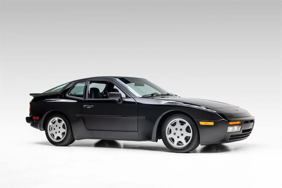 1989 Porsche 944 - Image 5 of 20