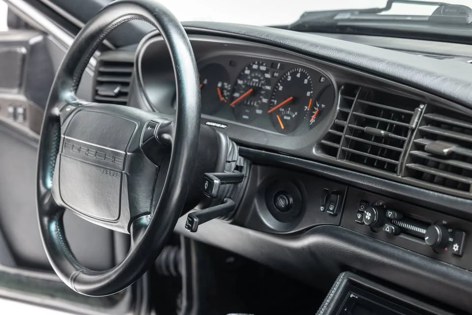 1989 Porsche 944 - Image 16 of 20