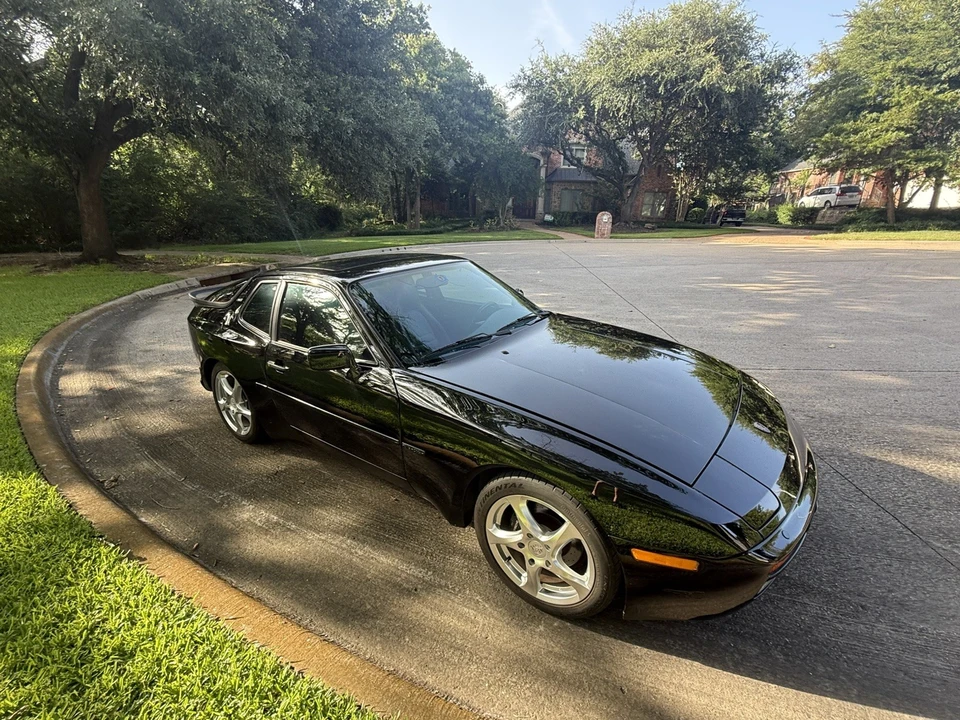 1989 Porsche 944 S2 - Image 2 of 29