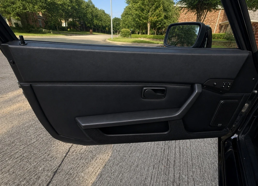 1989 Porsche 944 S2 - Image 17 of 29