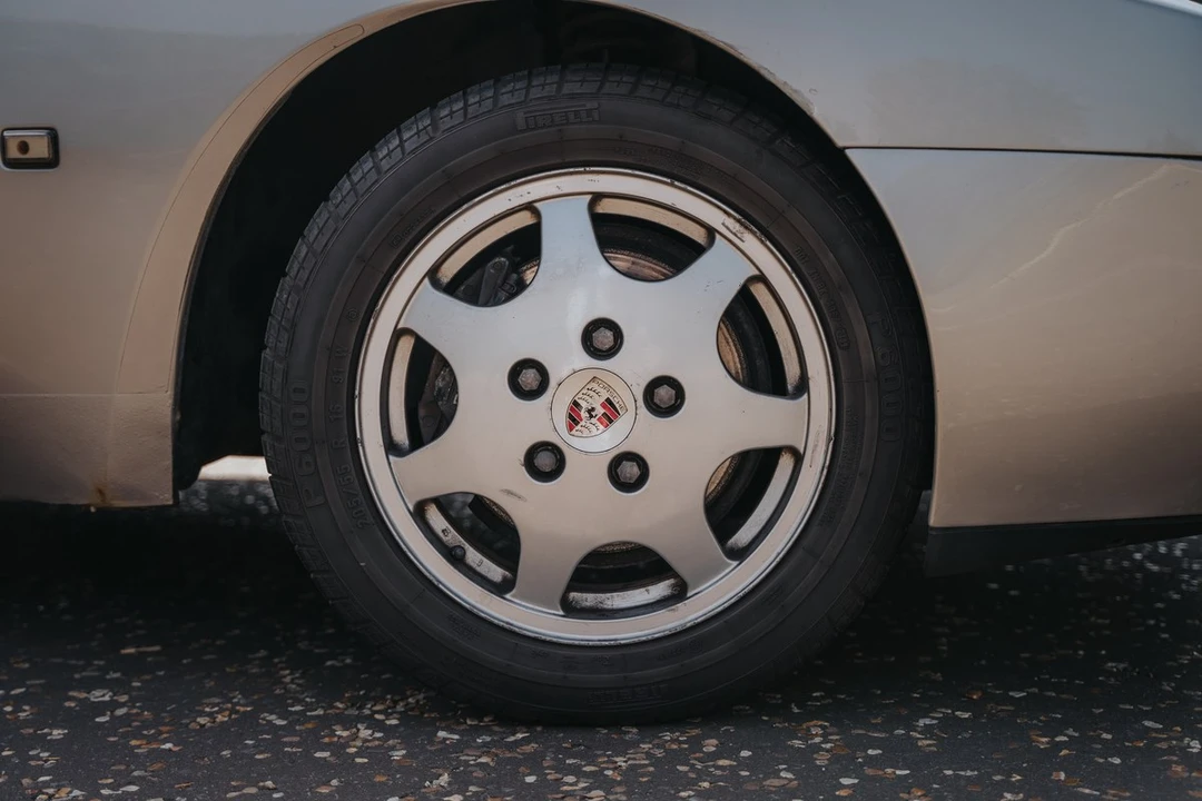1989 Porsche 944 S2 - Image 21 of 30