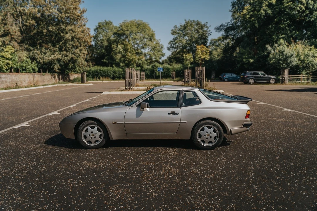 1989 Porsche 944 S2 - Image 4 of 30