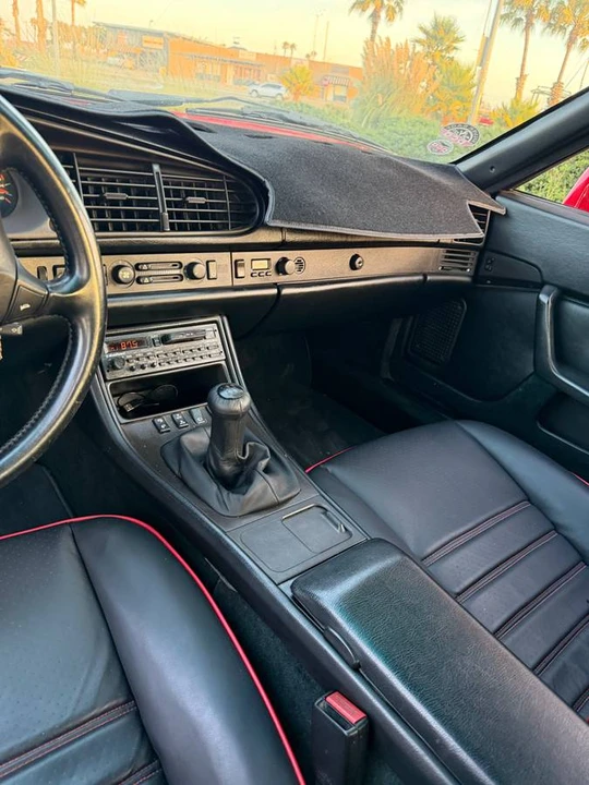 1989 Porsche 944 S2 - Image 9 of 23
