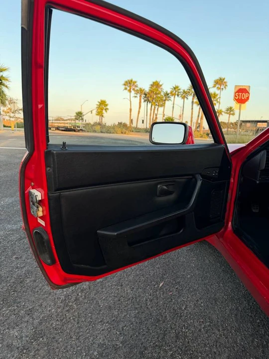 1989 Porsche 944 S2 - Image 16 of 23