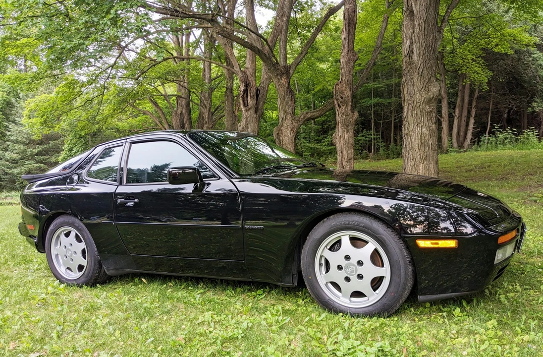 1989 Porsche 944 S2 - Image 11 of 31