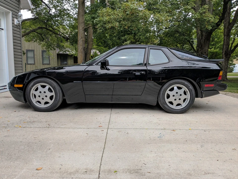 1989 Porsche 944 S2 - Image 6 of 31