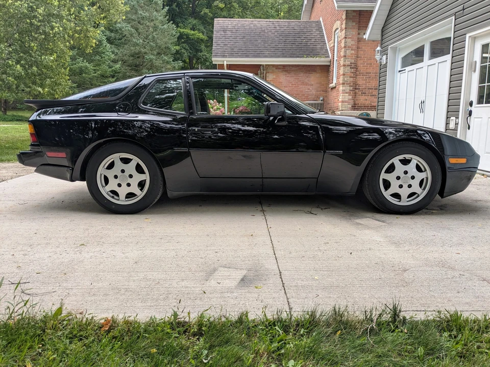 1989 Porsche 944 S2 - Image 10 of 31