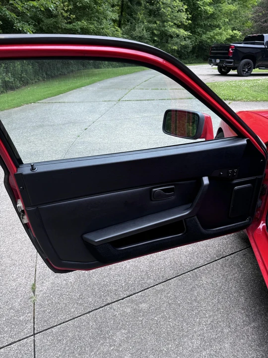 1989 Porsche 944 S2 - Image 19 of 31