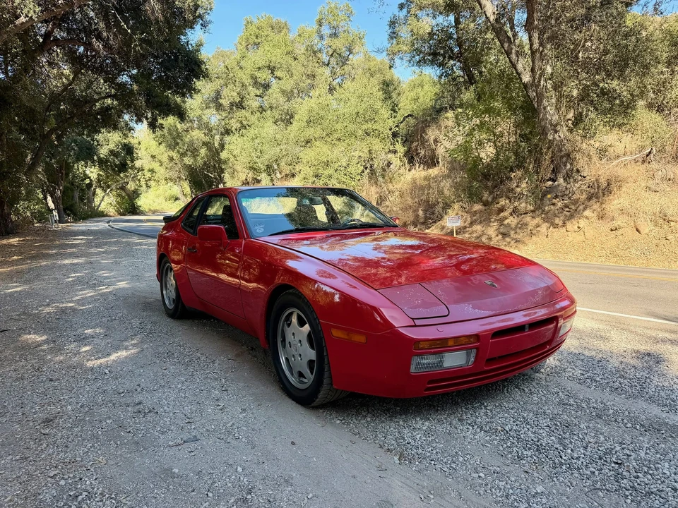 1989 Porsche 944 S2 - Image 16 of 31