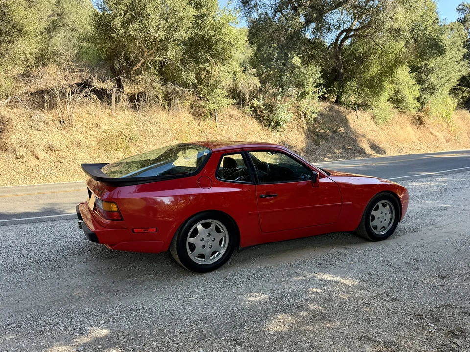 1989 Porsche 944 S2 - Image 14 of 31