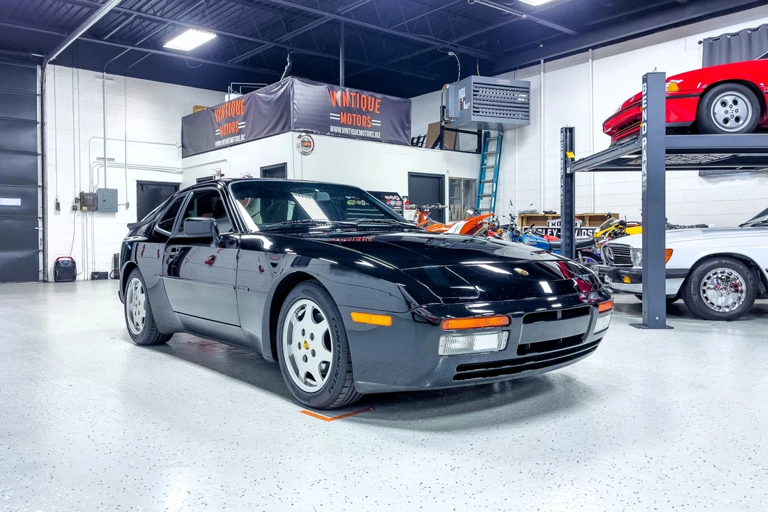 1989 Porsche 944 S2 - Image 6 of 31