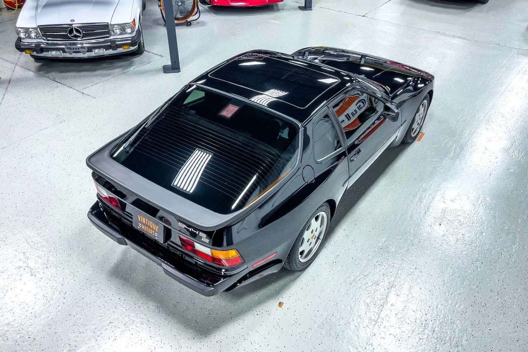 1989 Porsche 944 S2 - Image 10 of 31